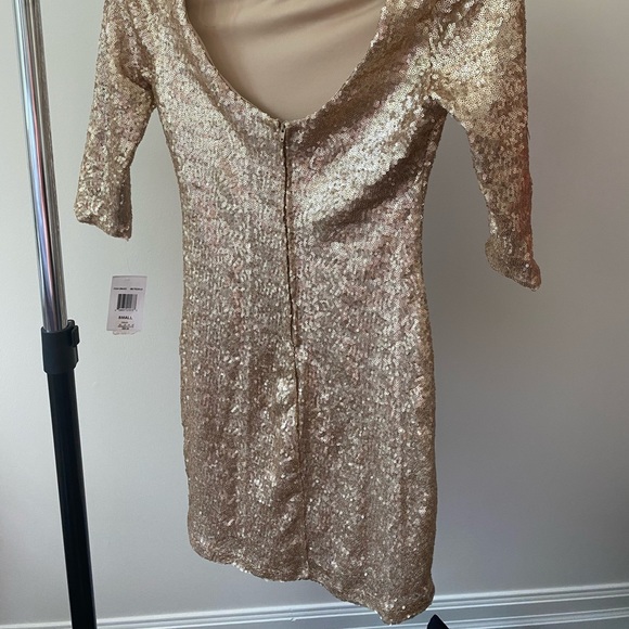 gold sequence dress - Picture 3 of 3